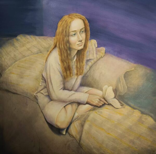 Przebudzenie, intymna, codzienna chwila, motyl jako symbol, młoda dziewczyna siedząca na łóżku po przebudzeniu